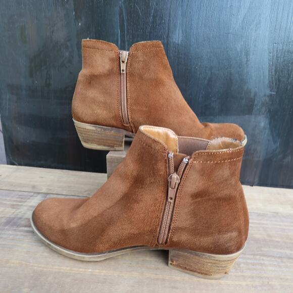Kensie Gazelle Ankle Boots Women’s Sz 7M US Brown Tan Suede Garry Style Neutral - Picture 1 of 6